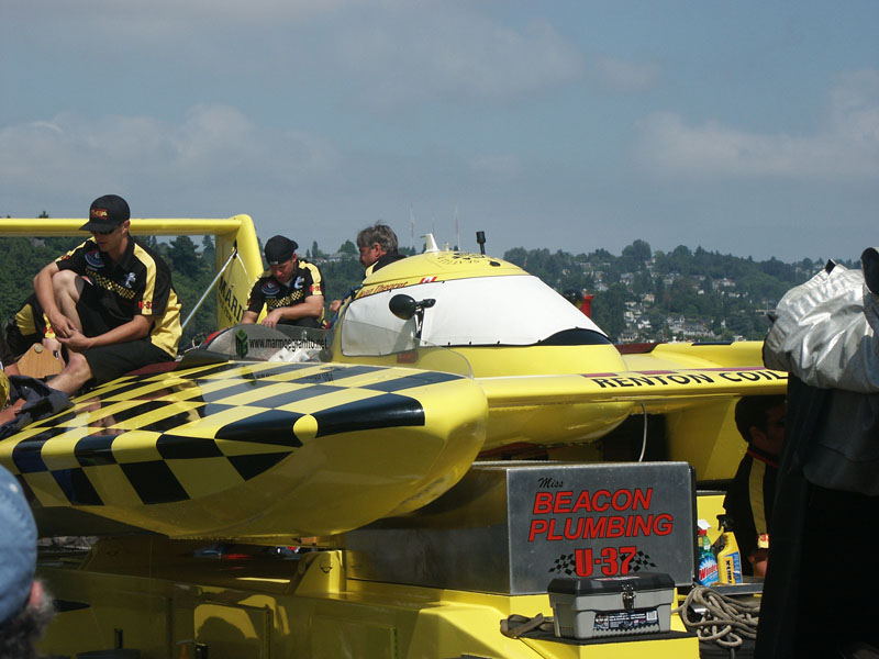 U-37 Beacon Plumbing unlimited hydroplane