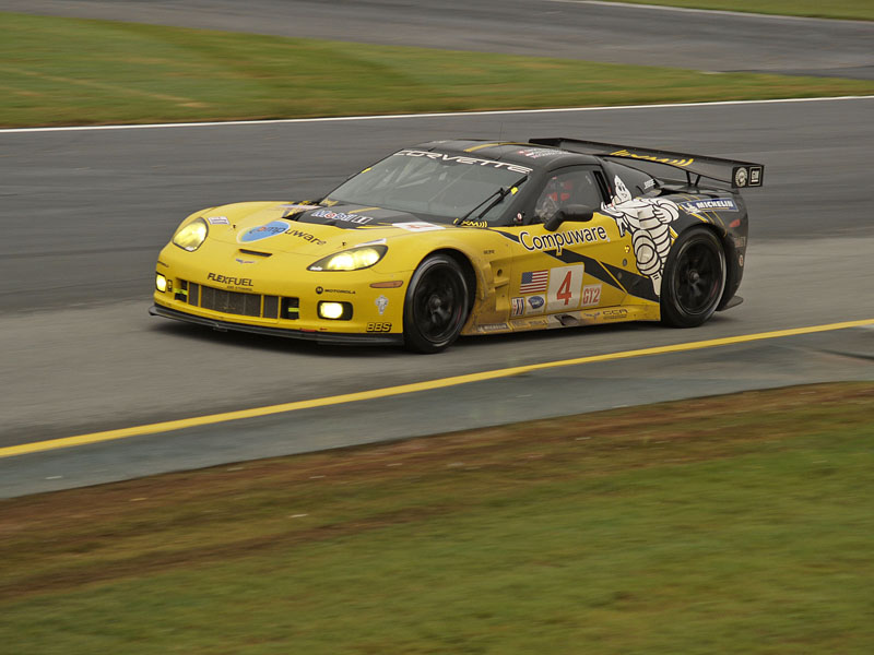 Oliver Gavin Oliver Beretta Marcel Fassler Chevrolet Corvette C6R race car