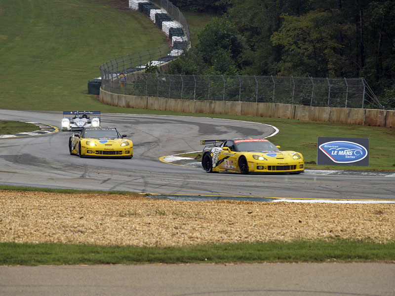 Chevrolet Corvette C6R race car Johnny O'Connell Jan Magnussen Antonio Garcia